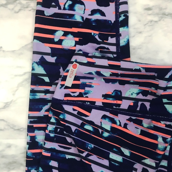 Zella Multicolor Striped Splatter Leggings XS - Picture 6 of 8